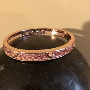 BETSEY JOHNSON BRACELET